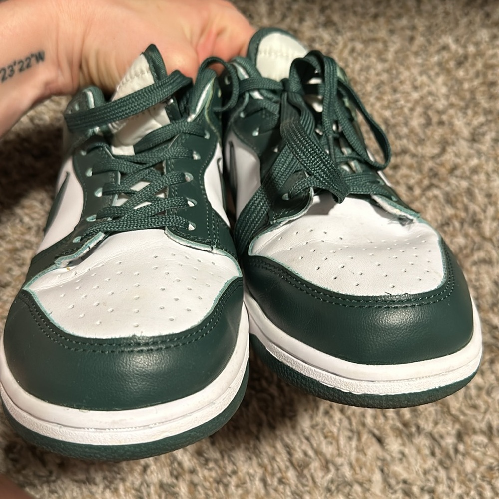Nike Dunks - Picture 5 of 6